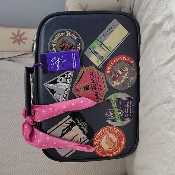 Vintage Fingerhut Luggage Small Case - Picture 8 of 10